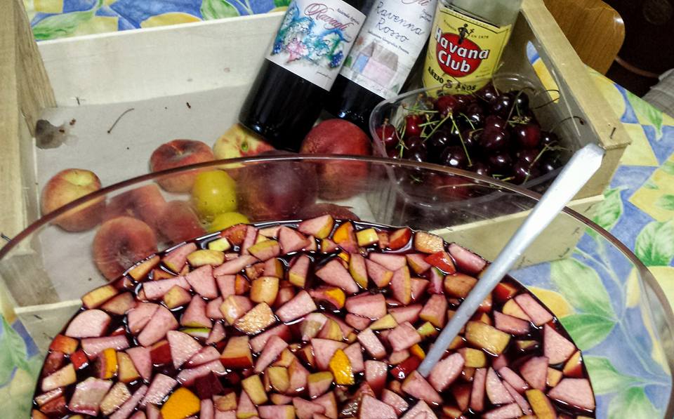 sangria_fatta_in_casa_ricetta_semplice_vini_ravagli